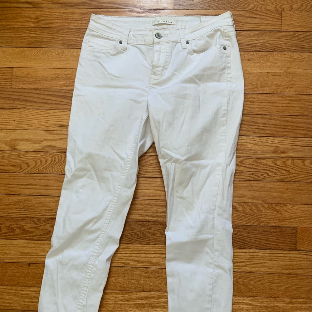 White skinny jeans